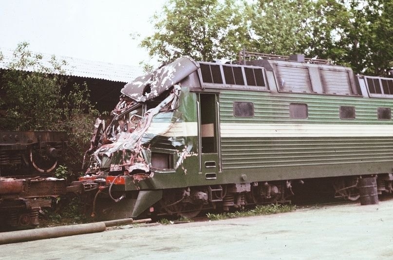 1990 Solnechnaya train collision.jpg