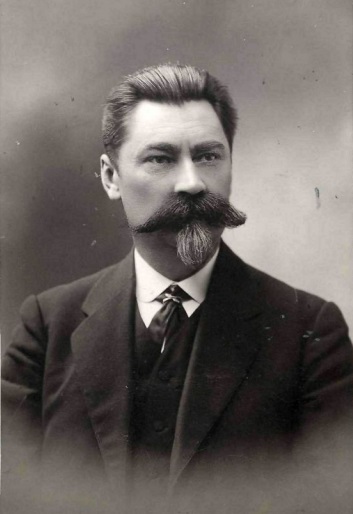 Файл:Caune-Julijs.jpg