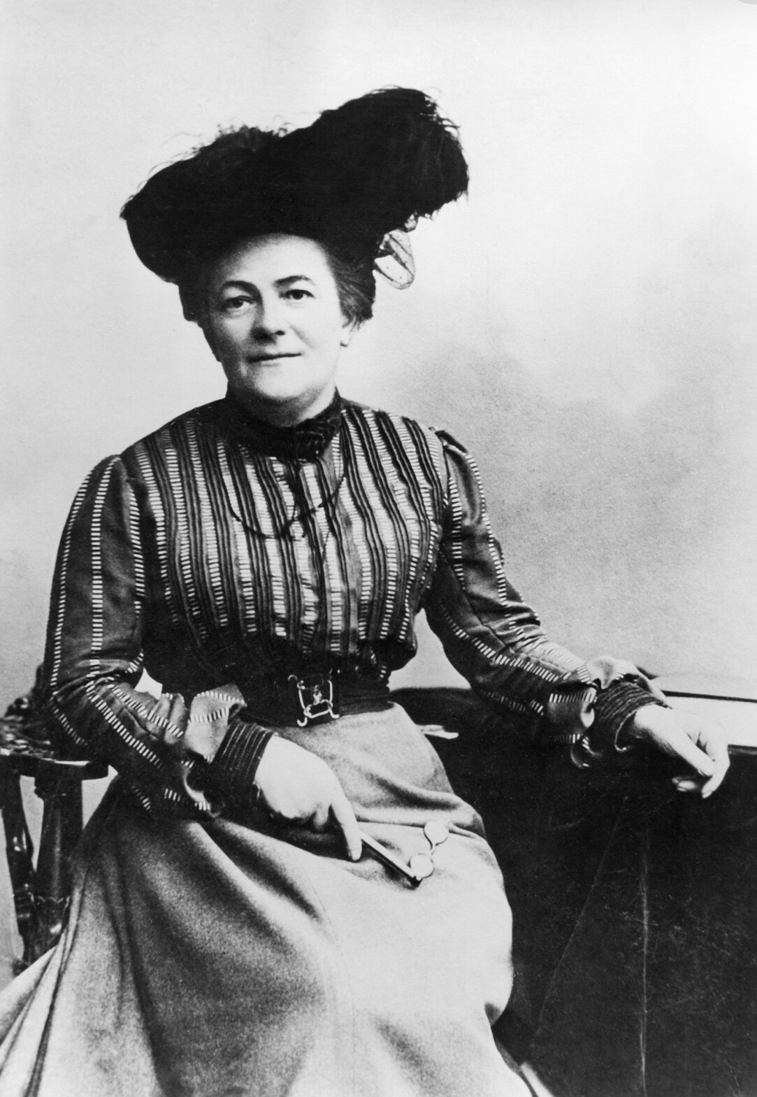 Клара Цеткин (1857—1933), немецкий политик