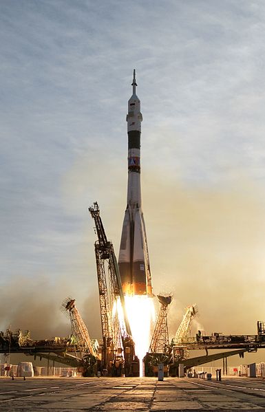 Файл:Soyuz TMA-5 launch.jpg