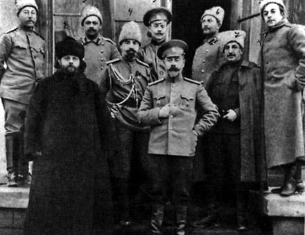 Файл:Штаб 4-й стрелковой бригады (Деникин, Марков и др.), декабрь 1914, Первая мировая война.jpg
