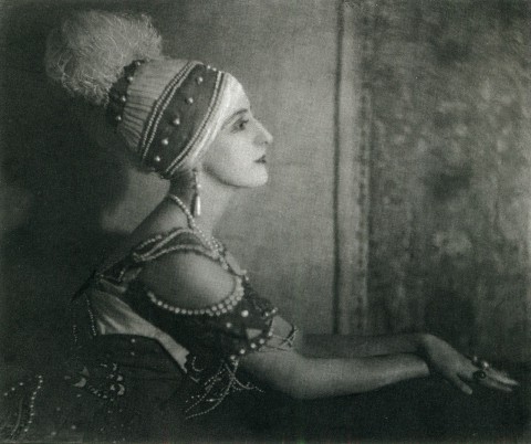 Файл:Chernishova-lybov-zabeyda-sheherezada-1920.jpg