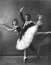 Файл:Paquita -Pas de Trois -Elsa Vil, Elizaveta Gerdt, & Pierre Vladimirov -1909.JPG