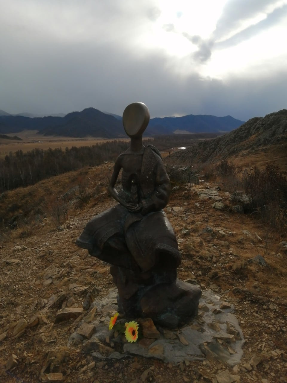 Файл:Памятник суслику в Онгудайском районе Республики Алтай.jpg