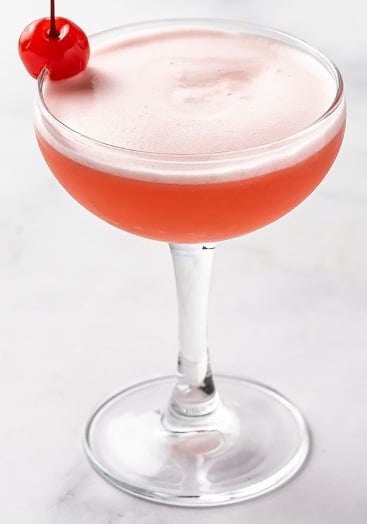 Розовая Леди (коктейль) 3.jpg