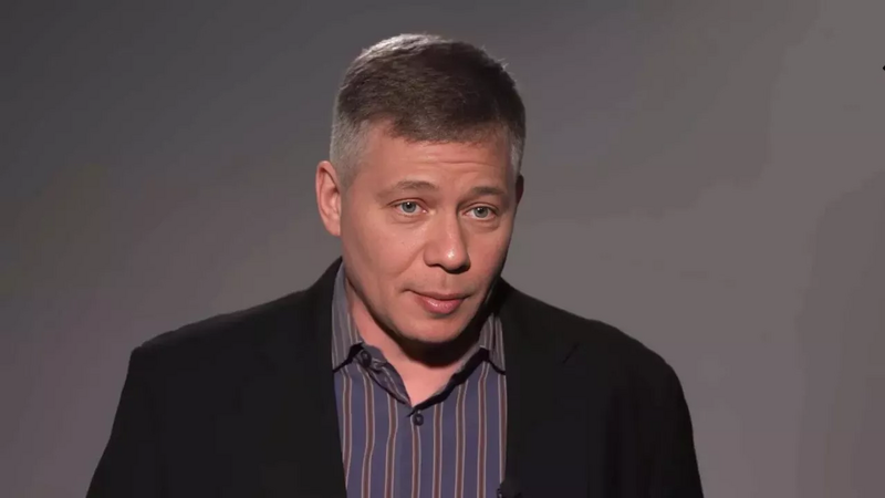 Файл:Stanislav Krapivnik.webp