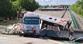 Файл:2025 Bryansk Oblast train attack.jpg.webp